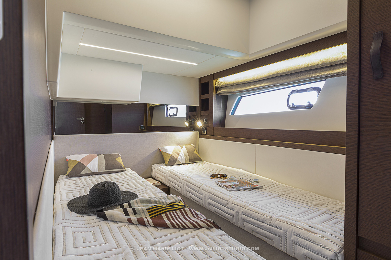 PRESTIGE  YACHT - PRESTIGE 520