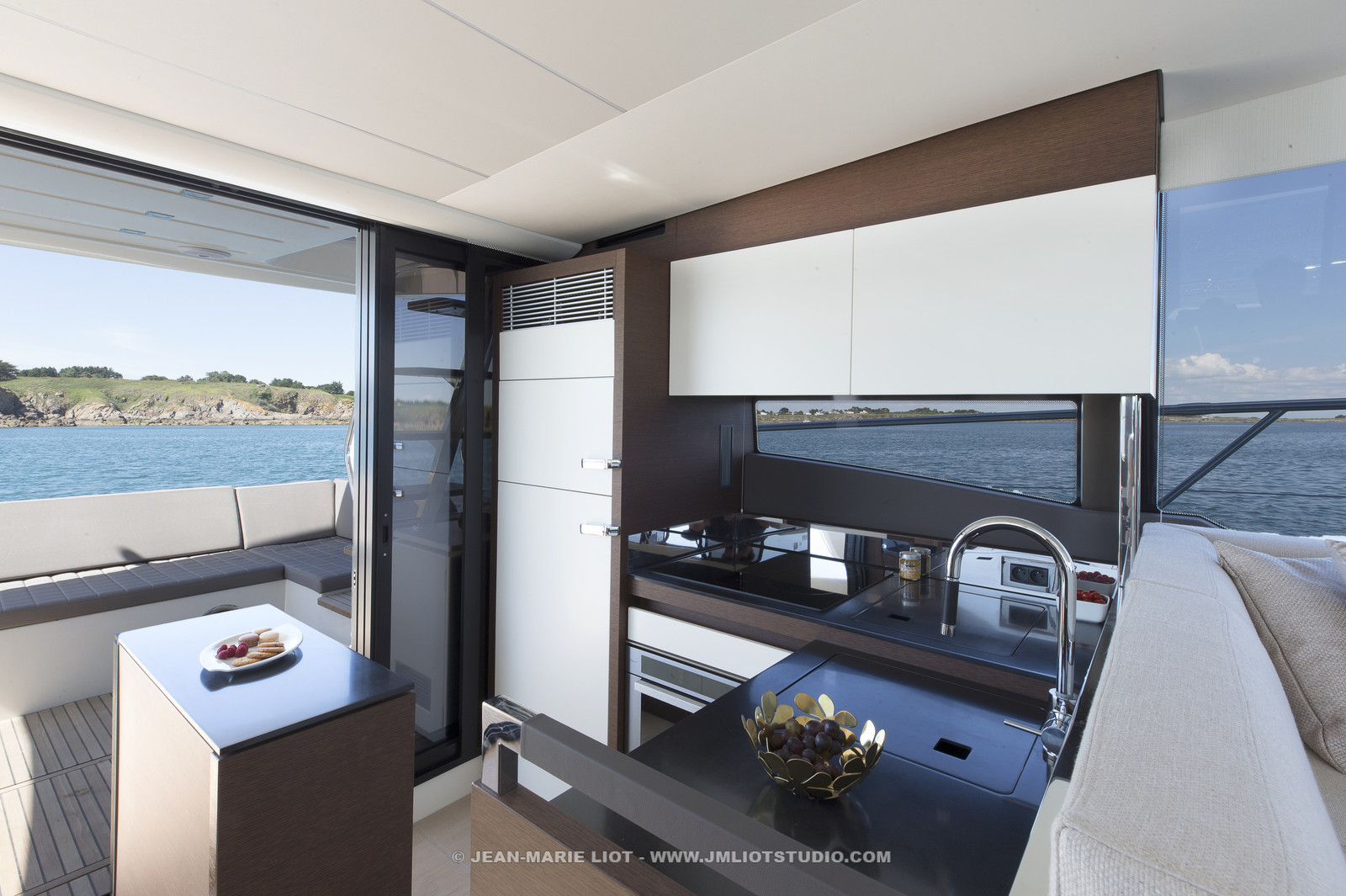 PRESTIGE  YACHT - PRESTIGE 520